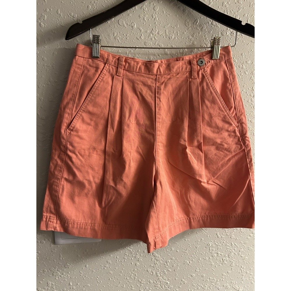 Size 10 Liz Claiborne peach shorts #371*11